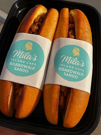 Fresh island cuisine and atmosphere